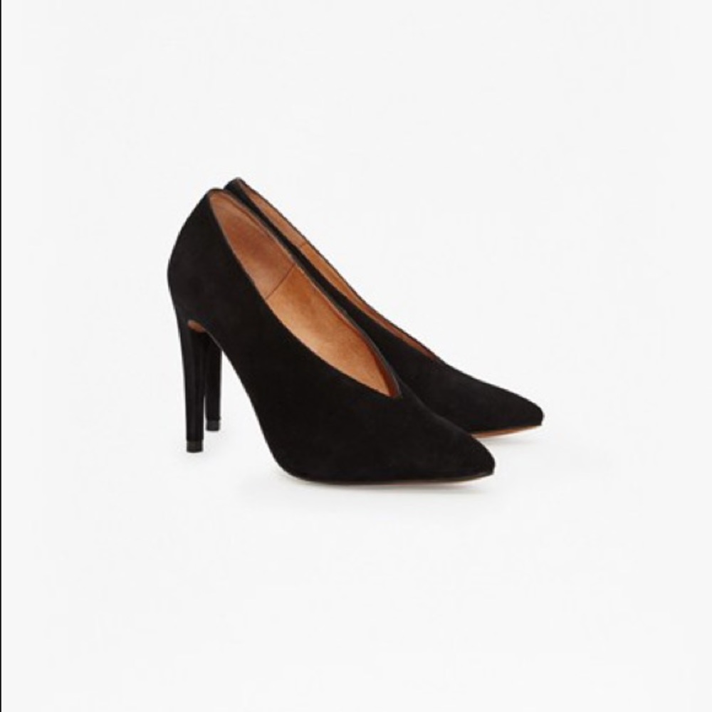 French Connection Black velvet heel size 8